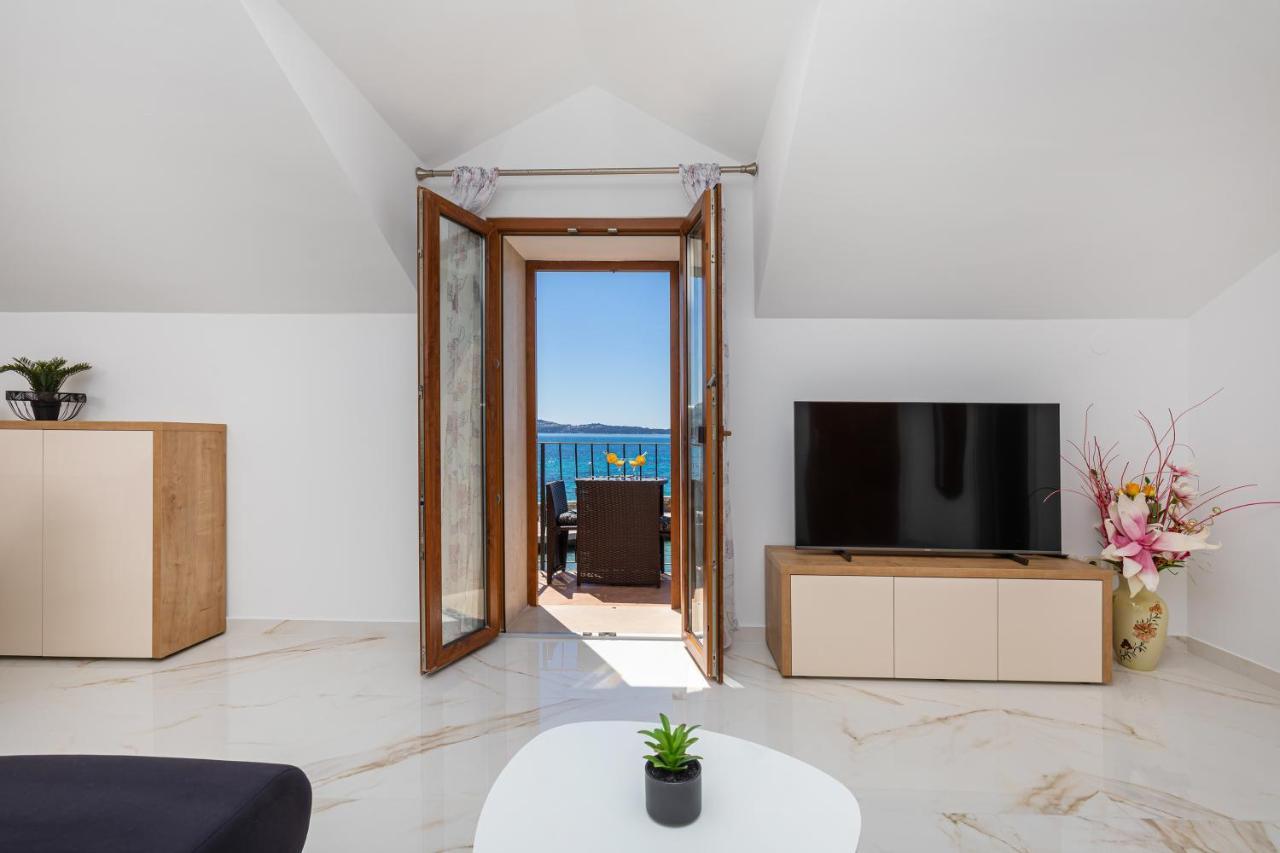 Villa Ana Apartments Mlini Eksteriør bilde