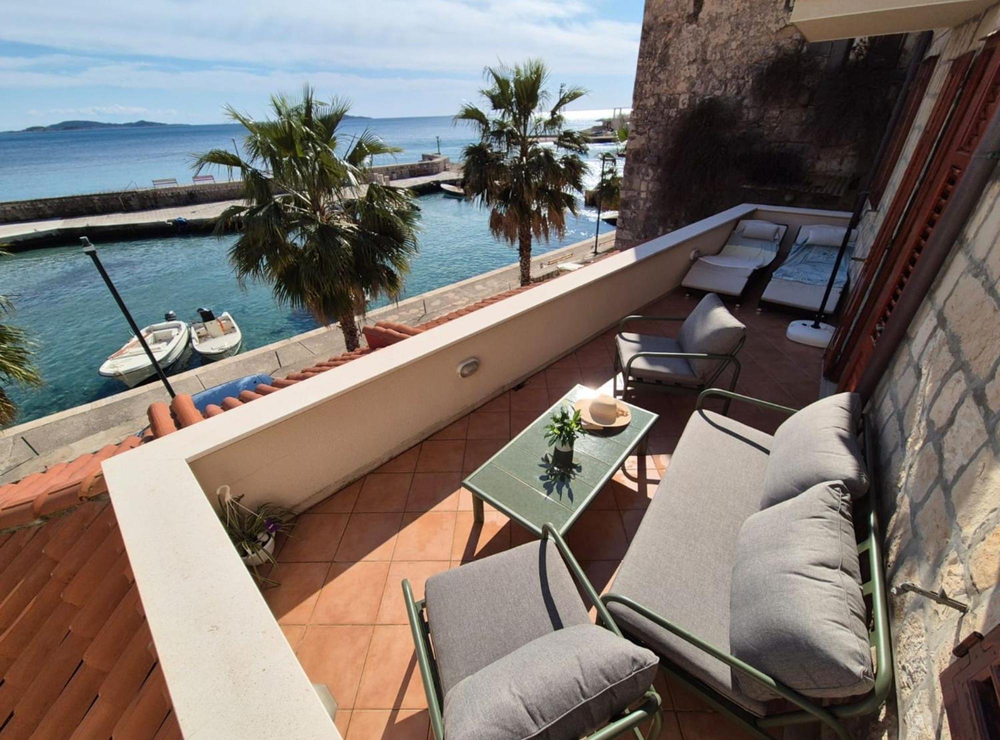 Villa Ana Apartments Mlini Eksteriør bilde